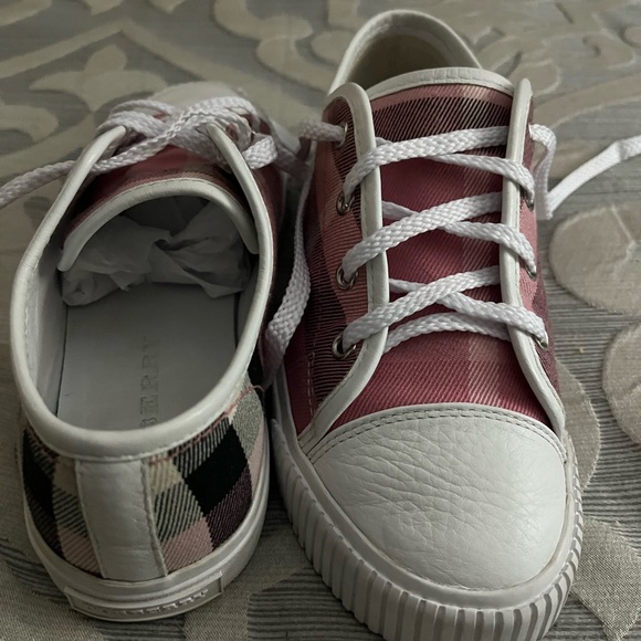 Burberry Girls sneakers size 35 - Picture 6 of 6